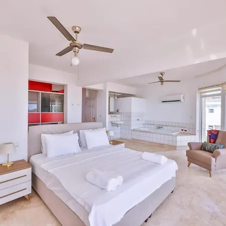 Hotel Cems 4*