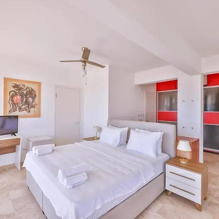 Cems Hotel