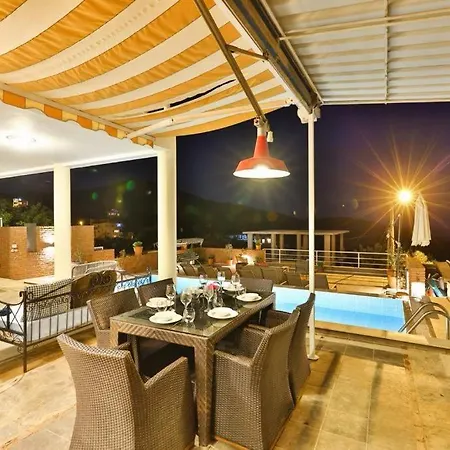 Hotel Cems 4*